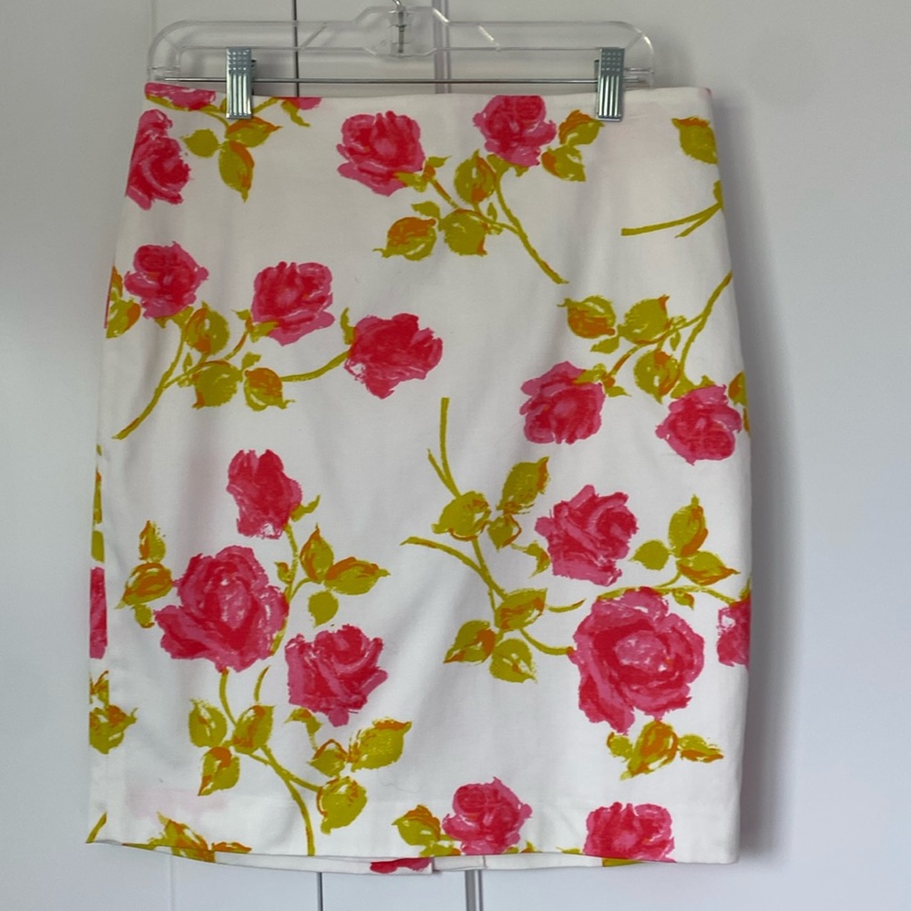 Ann Taylor  NWOT Floral Skirt, 10P fully lined